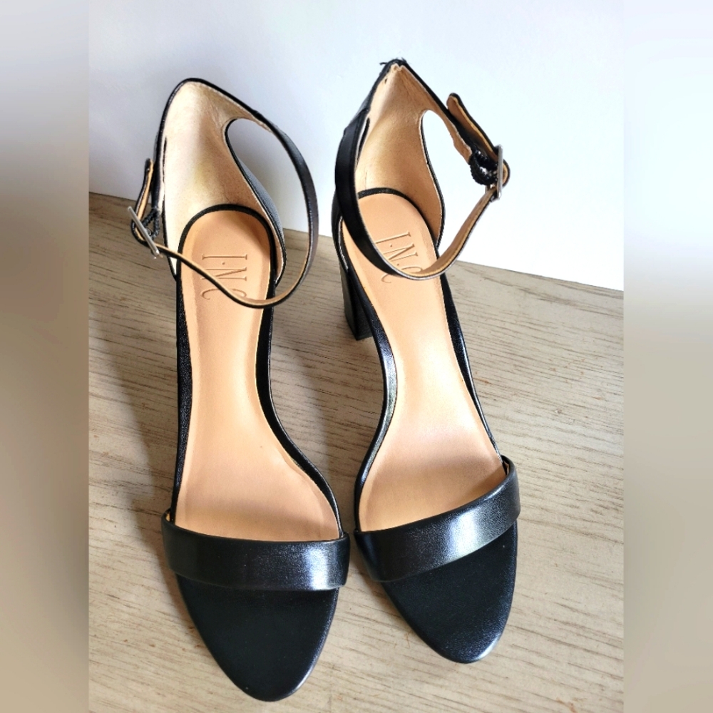 INC INTERNATIONAL CONCEPTS SHOES